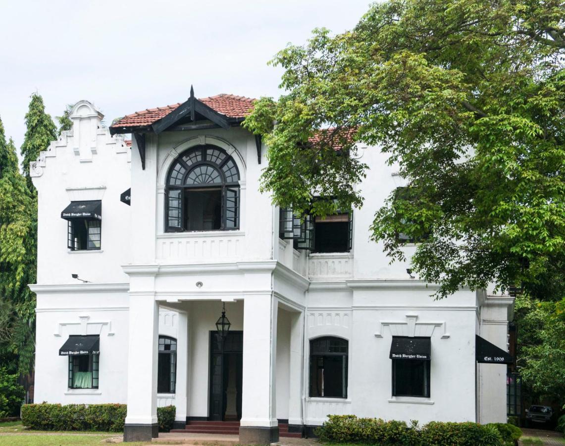 The Dutch Burgher Union - Dbu Colombo 4 Exterior photo